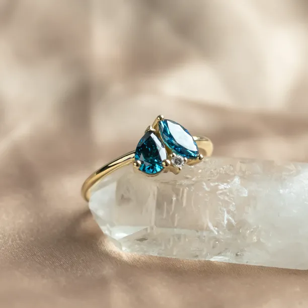 Toi et moi lab-grown diamond ring CARMELA Image