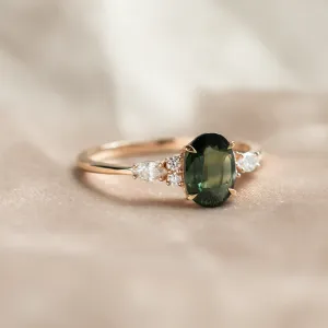 Oval cut sapphire ring with marquise diamonds ETERNELLE Thumbnail