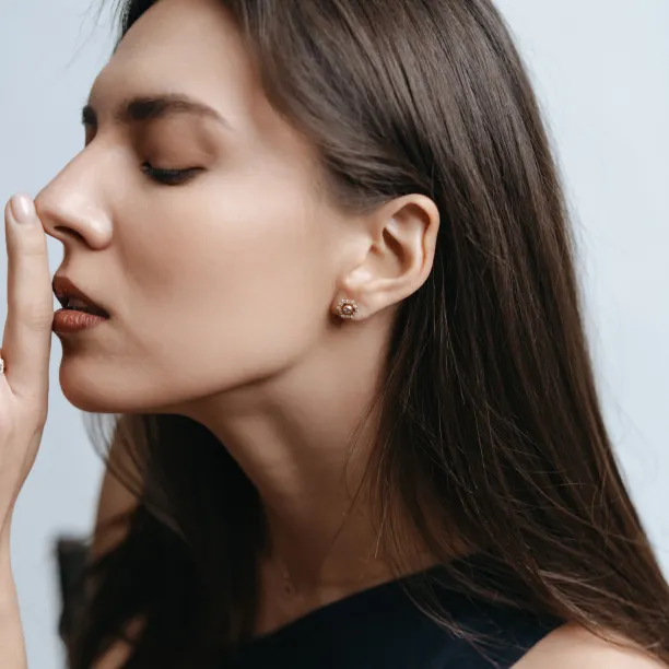 Lab-grown diamond earrings with interchangeable gemstones KYLE Image