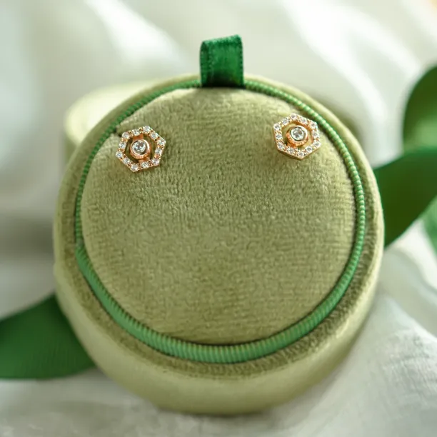 Lab-grown diamond earrings with interchangeable gemstones KYLE Image