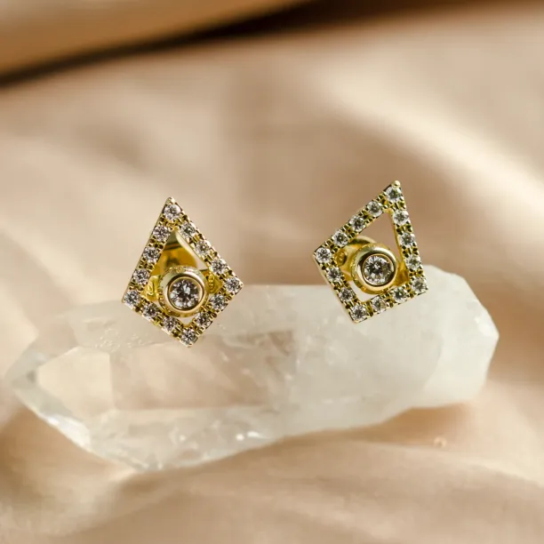 Lab-grown diamond kite earrings with removable gemstone JAY Image