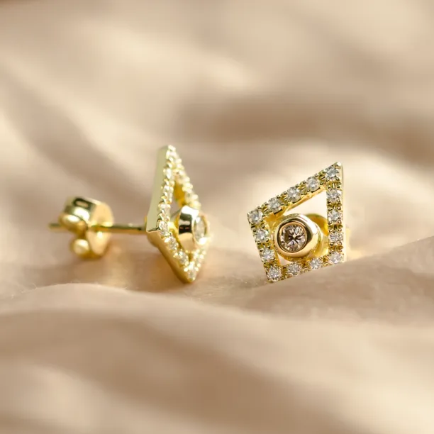 Lab-grown diamond kite earrings with removable gemstone JAY Image