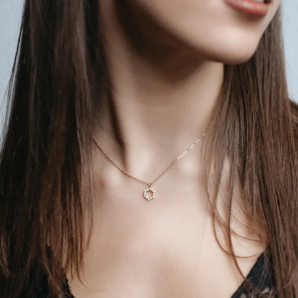 Elegant hexagon lab-grown diamond necklace MARION Image