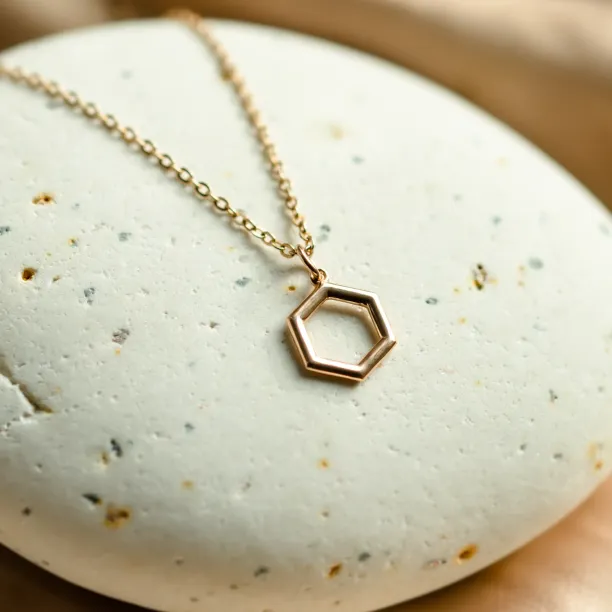 Gold hexagon necklace MEGAN Image