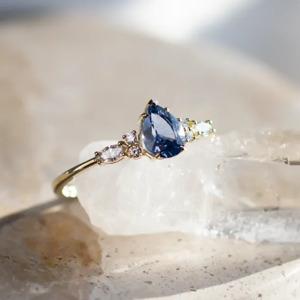 Blue sapphire and diamond engagement ring EVELYN Image