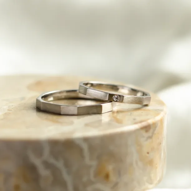 Alternative wedding rings with diamond DENZEL Image