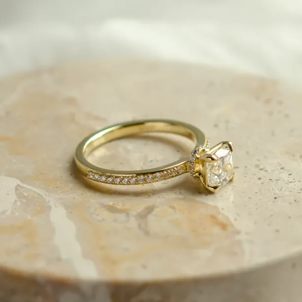 Luxury lab grown diamond engagement ring ARABELLA Image