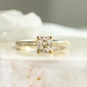 Luxury lab grown diamond engagement ring ARABELLA