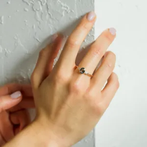 Unique teal sapphire and moissanite ring MAYLA Thumbnail