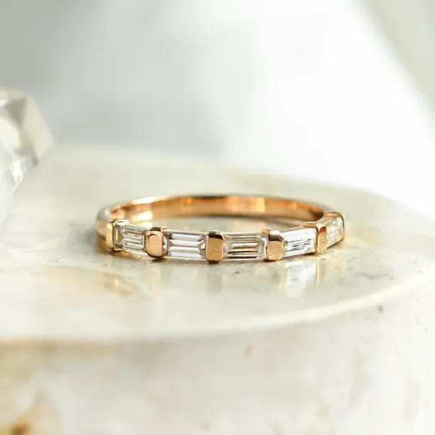 Stackable moissanite ring VANNES Image