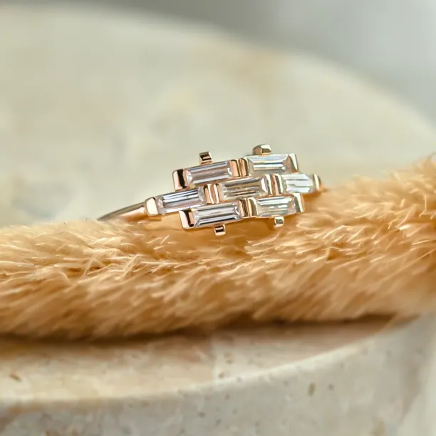 Baguette moissanite ring VANCE Image