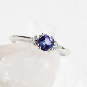 Gold ring with tanzanite and natural diamonds MONNYS Thumbnail
