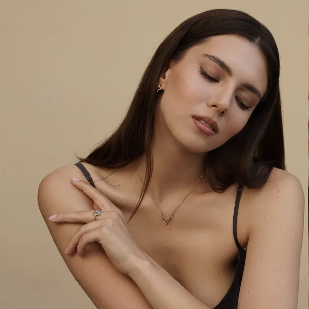 Dripping liquid necklace with diamond MADELEINE Image