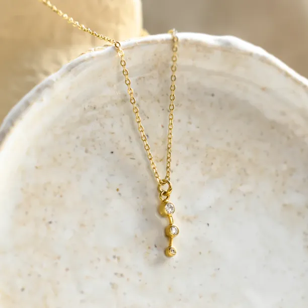 Minimalist diamond necklace MARIANNE Image