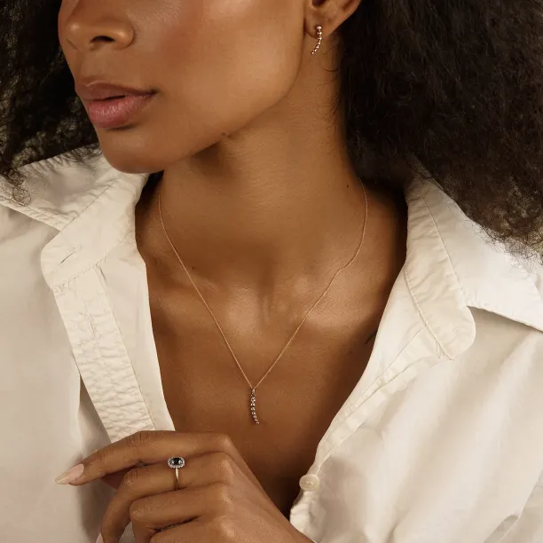 Minimalist diamond necklace CLAUDE Image