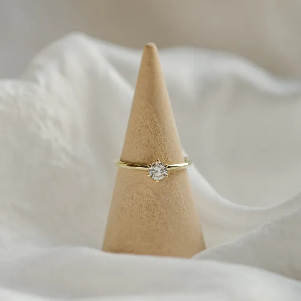 Minimalist moissanite engagement ring AMARA Image