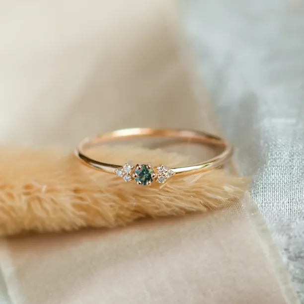 Minimalist sapphire and diamond ring SABINE Image