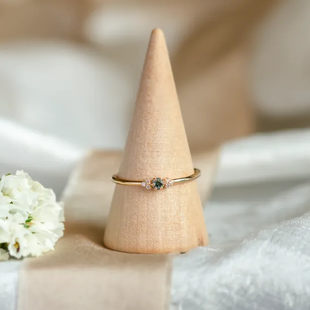 Minimalist sapphire and diamond ring SABINE Image