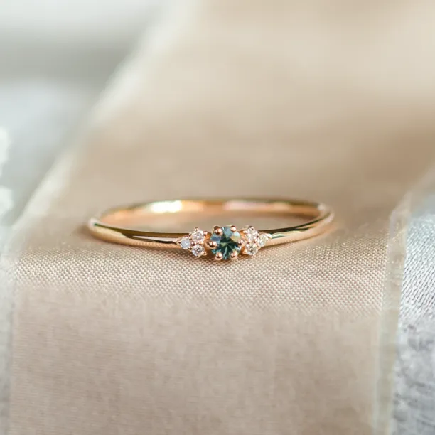 Minimalist sapphire and diamond ring SABINE Image