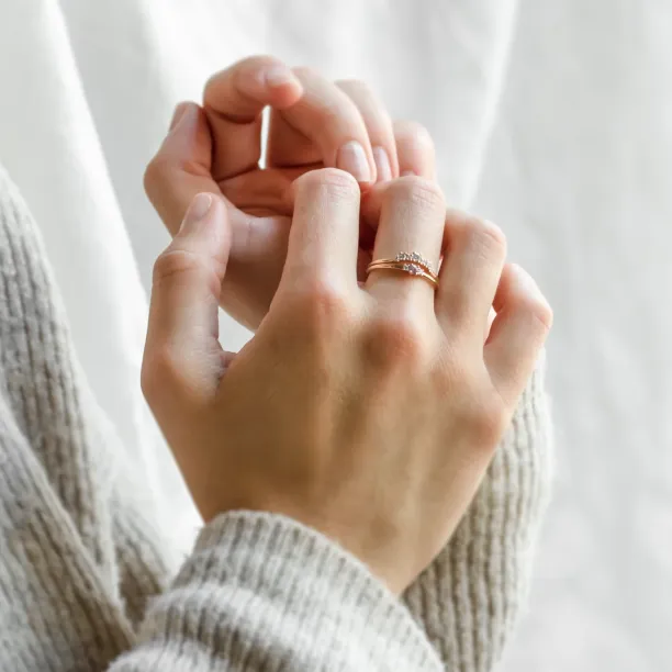 Minimalist pink sapphire and diamond ring LETIZIA Image