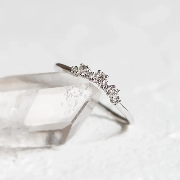 Curved diamond ring KALIA Image