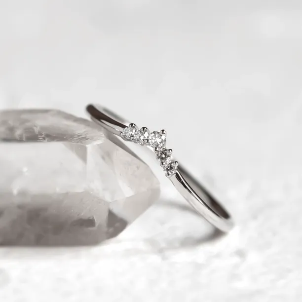 Minimalist curved diamond wedding ring UMA Image