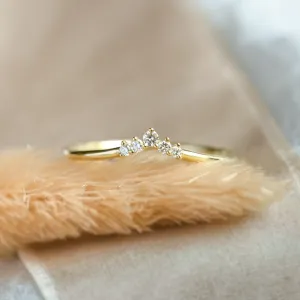 Minimalist curved diamond wedding ring UMA Thumbnail