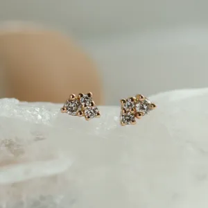 Minimalist gold cluster earrings with diamonds TAYLA Thumbnail