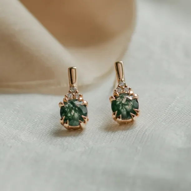 Gold earrings with moss agate and diamonds TIA Image