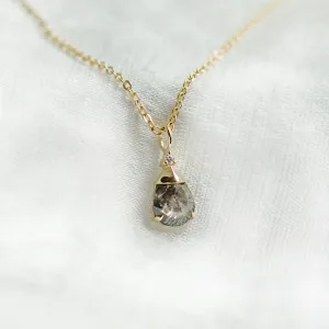 Pendant with salt and pepper and classic diamond TASH