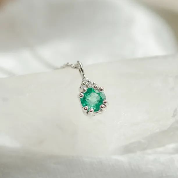 Gold emerald and diamond pendant LANA Image