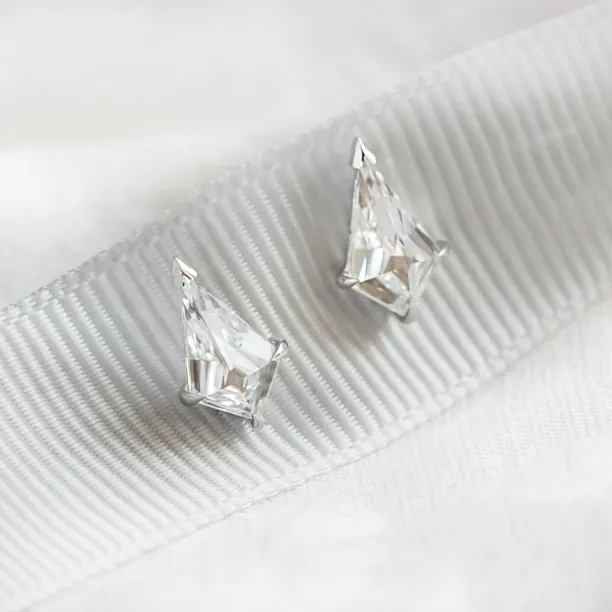 Kite moissanite jewellery set DEVON Image