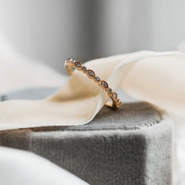 Vintage eternity ring with lab-grown diamonds RIGA Image