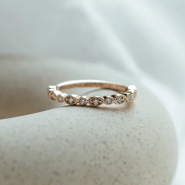 Vintage eternity ring with lab-grown diamonds RIGA Image