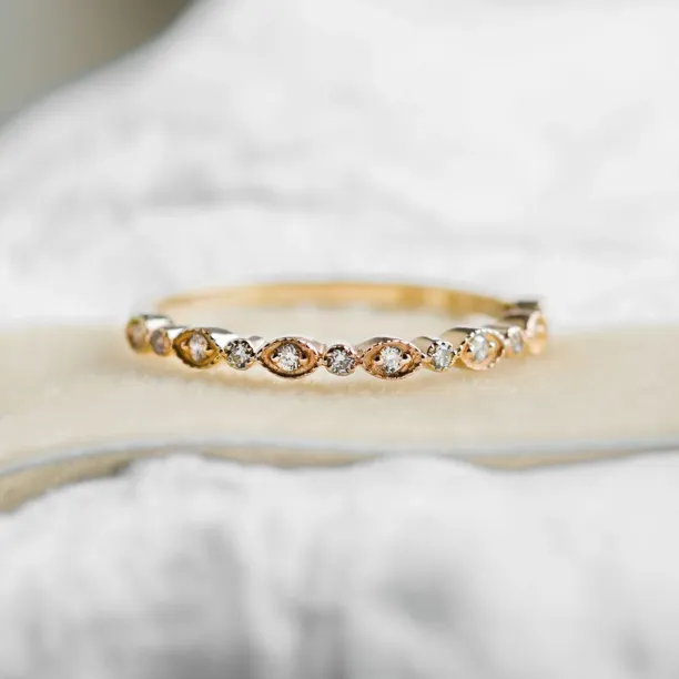 Vintage eternity ring with lab-grown diamonds RIGA Image
