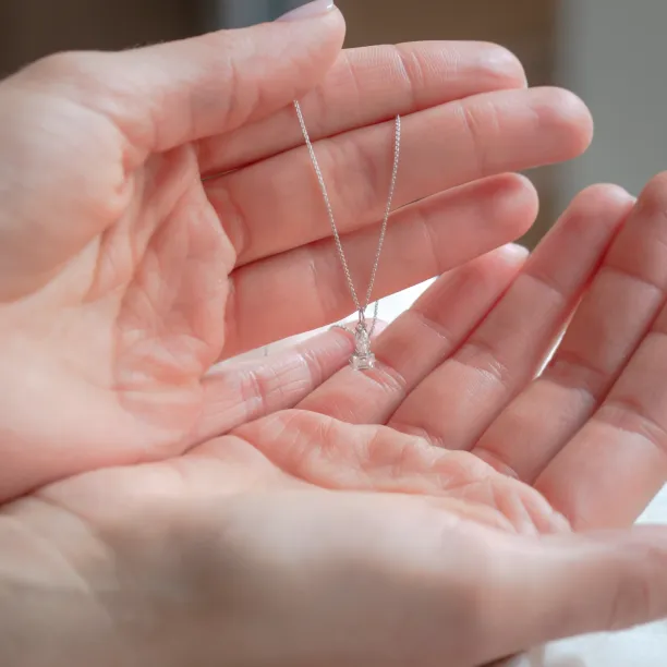 Minimalist necklace with lab-grown diamonds LEONE Image