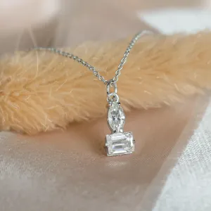 Minimalist necklace with lab-grown diamonds LEONE Thumbnail