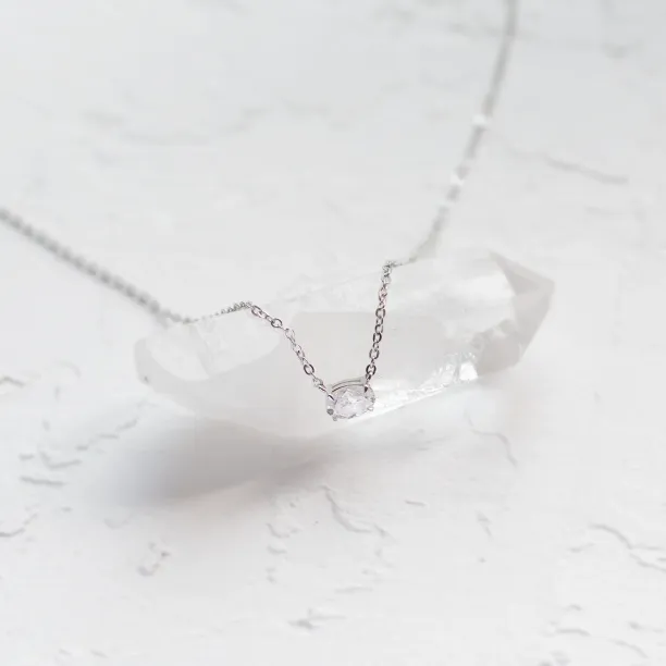 Gold necklace with oval lab-grown diamond ARES Image