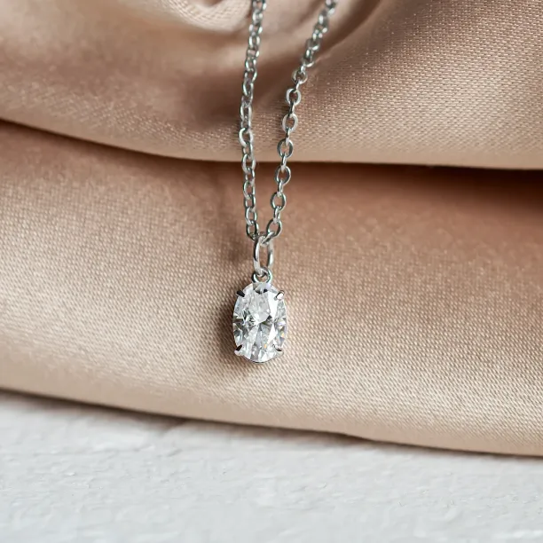 Gold pendant with oval lab created diamond VIV Image