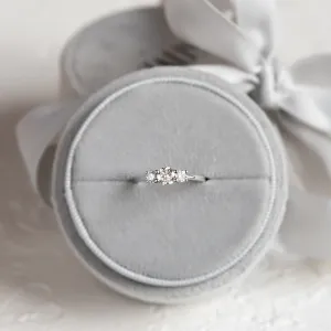 Gold lab-grown diamond engagement ring VIRBO Thumbnail