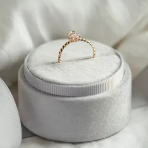 Gold twisted rope ring DAHLIA Thumbnail