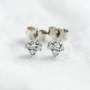 Minimalist gold earrings with diamonds in cluster setting STEPH Thumbnail
