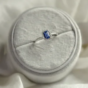 Unique teal sapphire and diamond engagement ring LEAR Thumbnail
