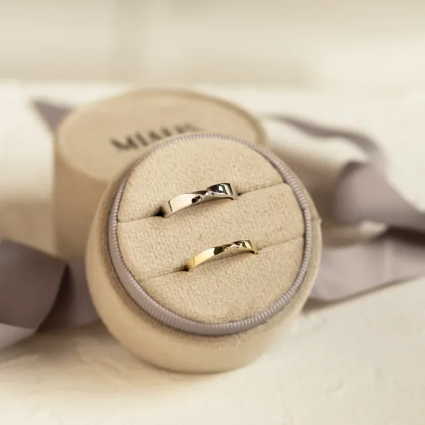 Original Twist Knot Rings NAMITA Image