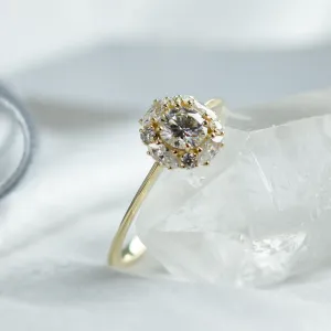 Romantic halo moissanite engagement ring ÉDITH Thumbnail