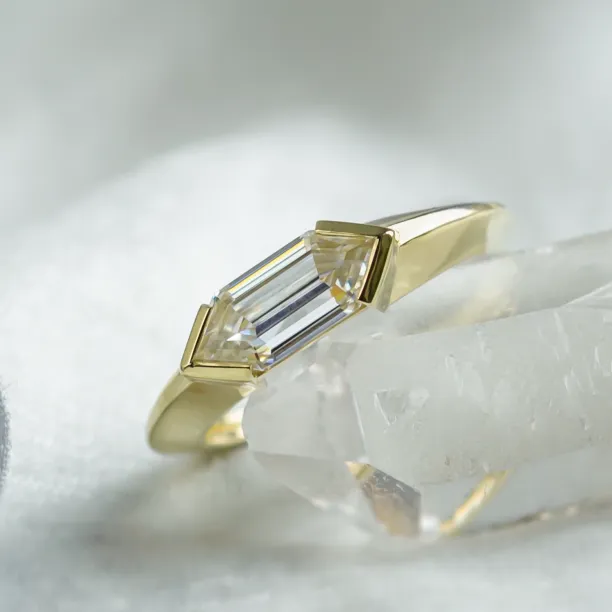 Original massive ring with hexagon moissanite ARA Image