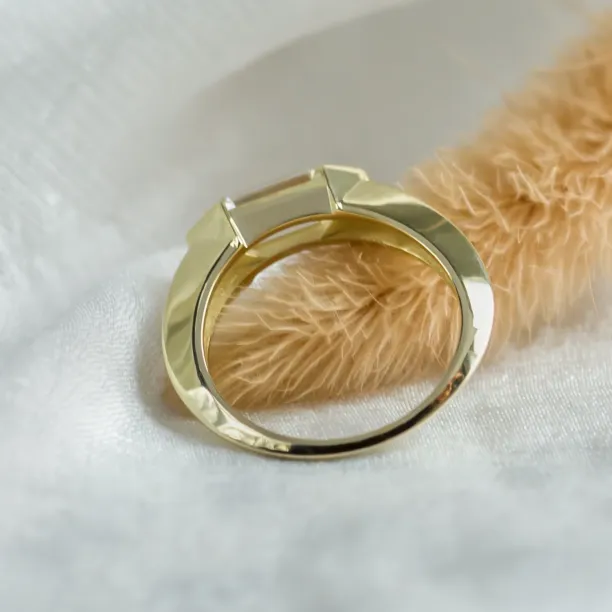 Original massive ring with hexagon moissanite ARA Image