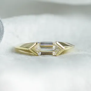 Original massive ring with hexagon moissanite ARA