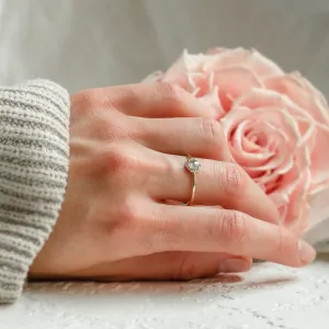 Vintage engagement ring with salt and pepper diamond and classic diamonds KYLA Thumbnail