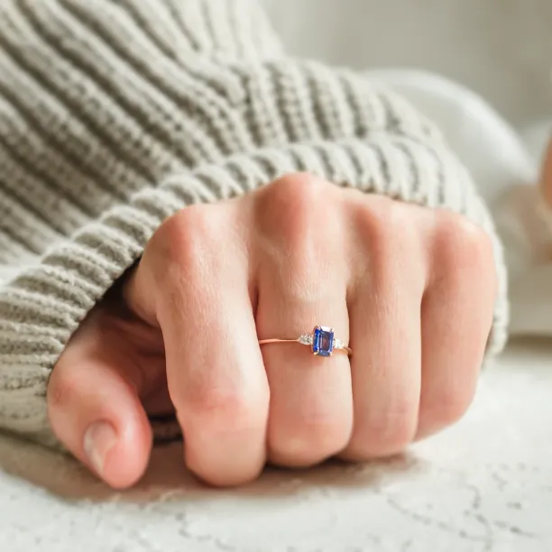 Elegant emerald sapphire and pear diamond ring LEILANI Image